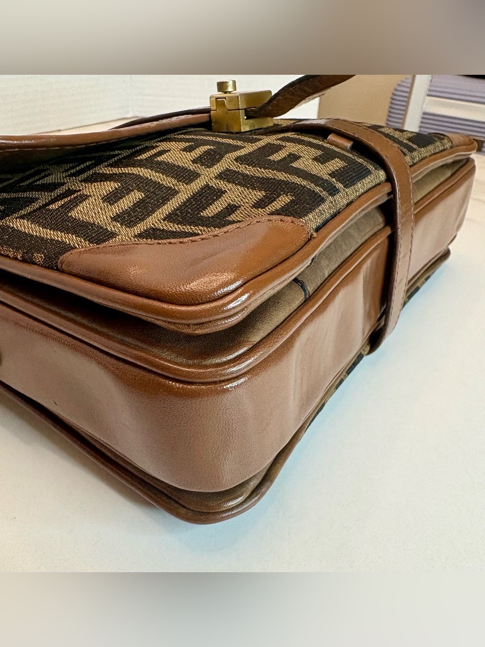 FENDI Zucca Monogram Crossbody ~Vintage - Picture 14 of 16